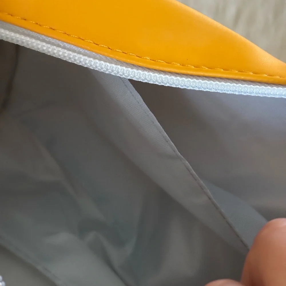 Colorful Women's Clutch Set - Picture 5 of 16